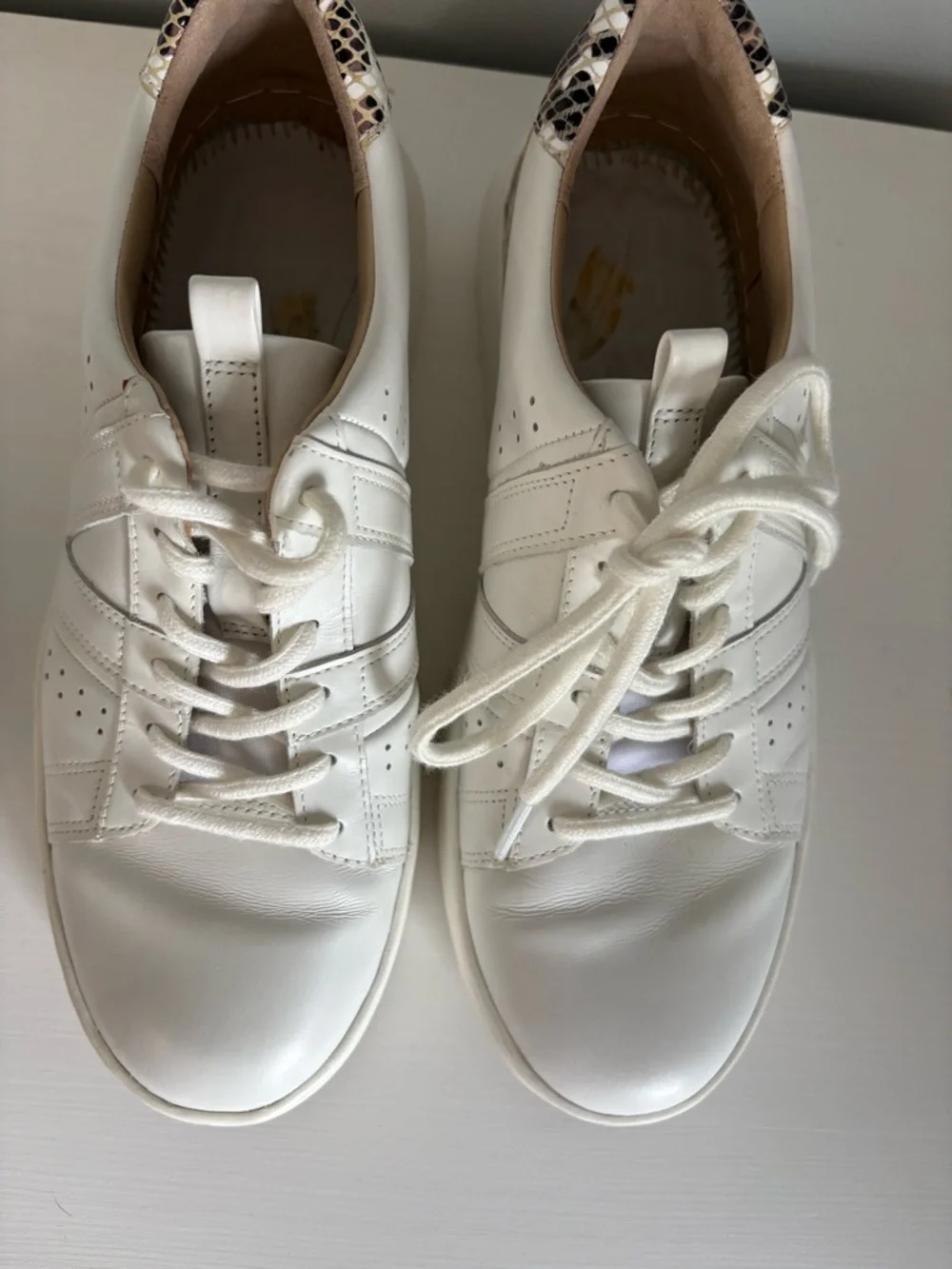 Vionic Simasa White Leather Chunky Platform Sneakers Snakeskin Trim 7